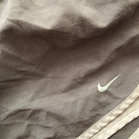 Nike Dri-Fit shorts | dark gray - Picture 2 of 9